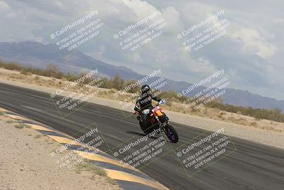 media/May-05-2025-Moto Forza (Mon) [[3c1838c5e5]]/3-C Group/Session 2 (Turn 7 Inside)/